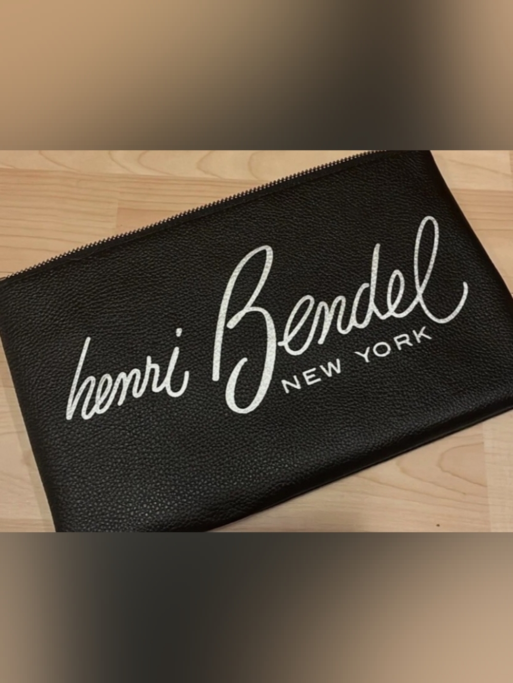 Henri Bendel Black Logo Zip Pouch Leather CLUTCH BEAUTY BAG WALLET